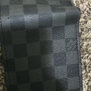 Meet your Posher, Hsham